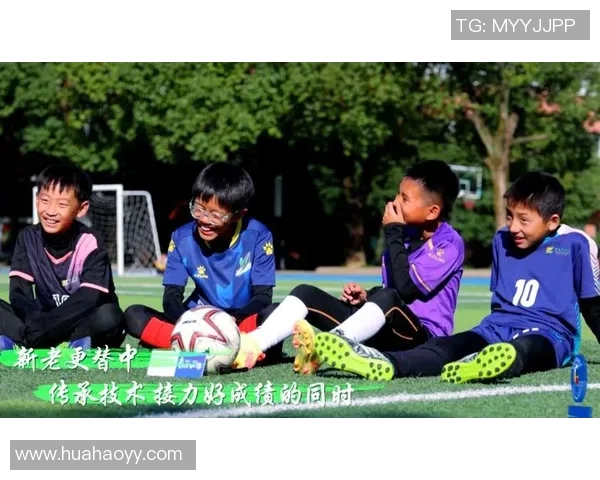 足球传奇人物如何影响青少年成长与教育的探索